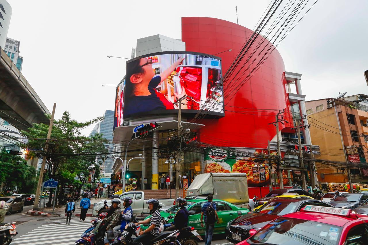 Hom Hostel & Cooking Club Bangkok Exterior photo