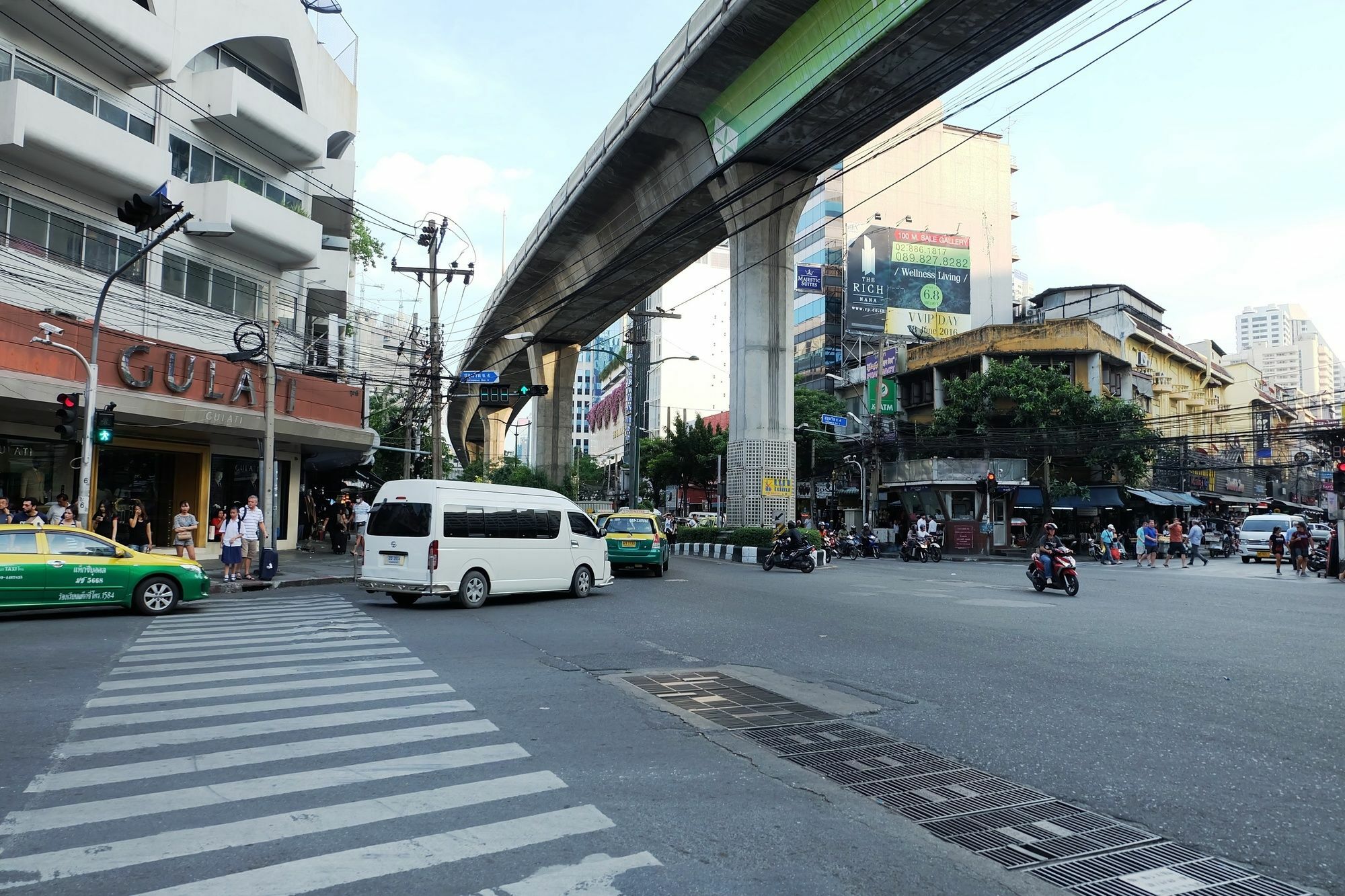 Hom Hostel & Cooking Club Bangkok Exterior photo